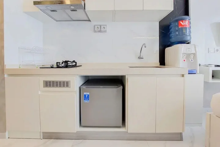 Legok: Simply And Restful Studio Apartment At Sky House Bsd