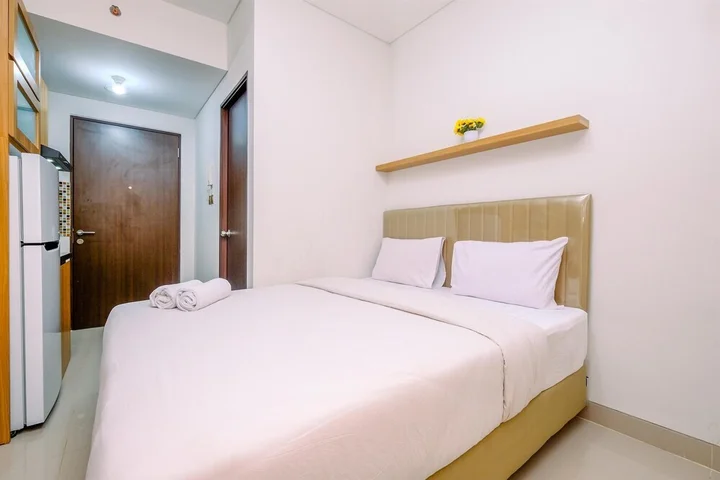 Депок: Minimalist And Comfort Living Studio At Transpark Cibubur Apartment
