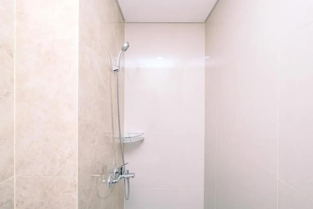 Депок: Nice Studio At 7Th Floor Transpark Cibubur Apartment