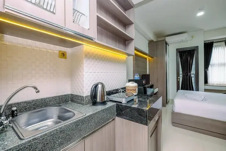 Депок: Nice Studio At 7Th Floor Transpark Cibubur Apartment