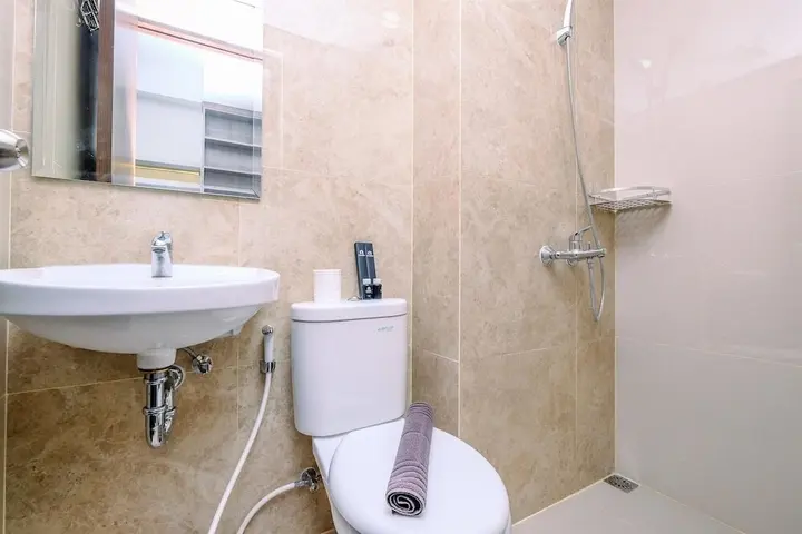 Депок: Nice Studio At 7Th Floor Transpark Cibubur Apartment