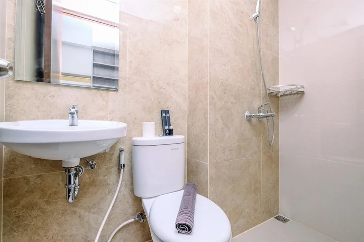 Депок: Nice Studio At 7Th Floor Transpark Cibubur Apartment