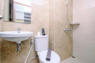 Депок: Nice Studio At 7Th Floor Transpark Cibubur Apartment