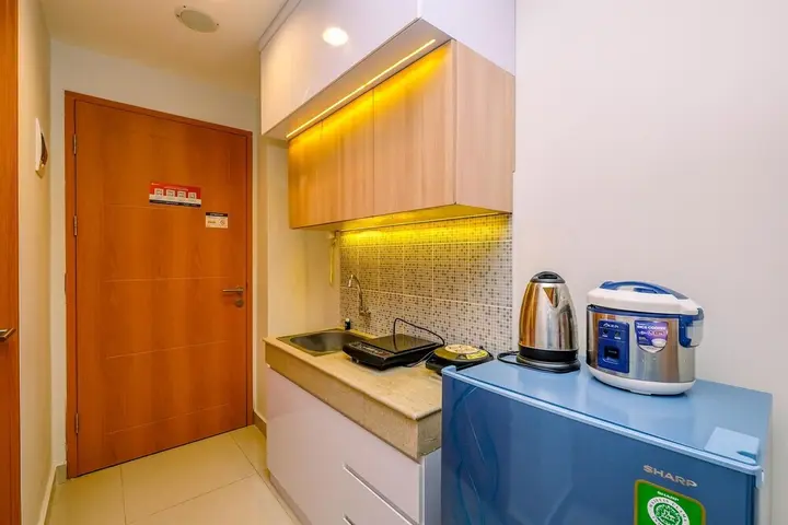 Депок: Minimalist Designed Studio At Evenciio Margonda Apartment