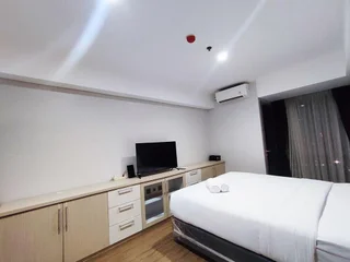 Семаранг: New Furnished Studio Room Apartment At Warhol (W/R) Residences
