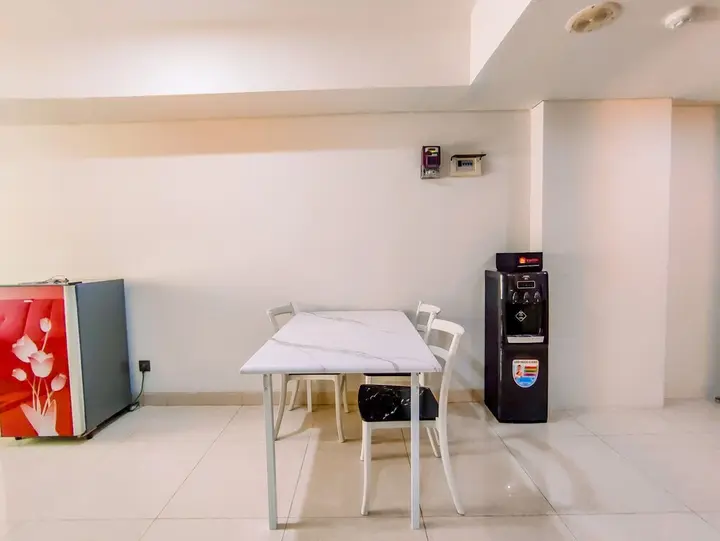 Семаранг: Cozy And Comfort Stay 1Br Apartment At Warhol (W/R) Residences