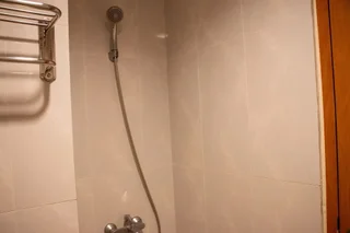 Депок: Modern And Classic 1Br At Evenciio Apartment