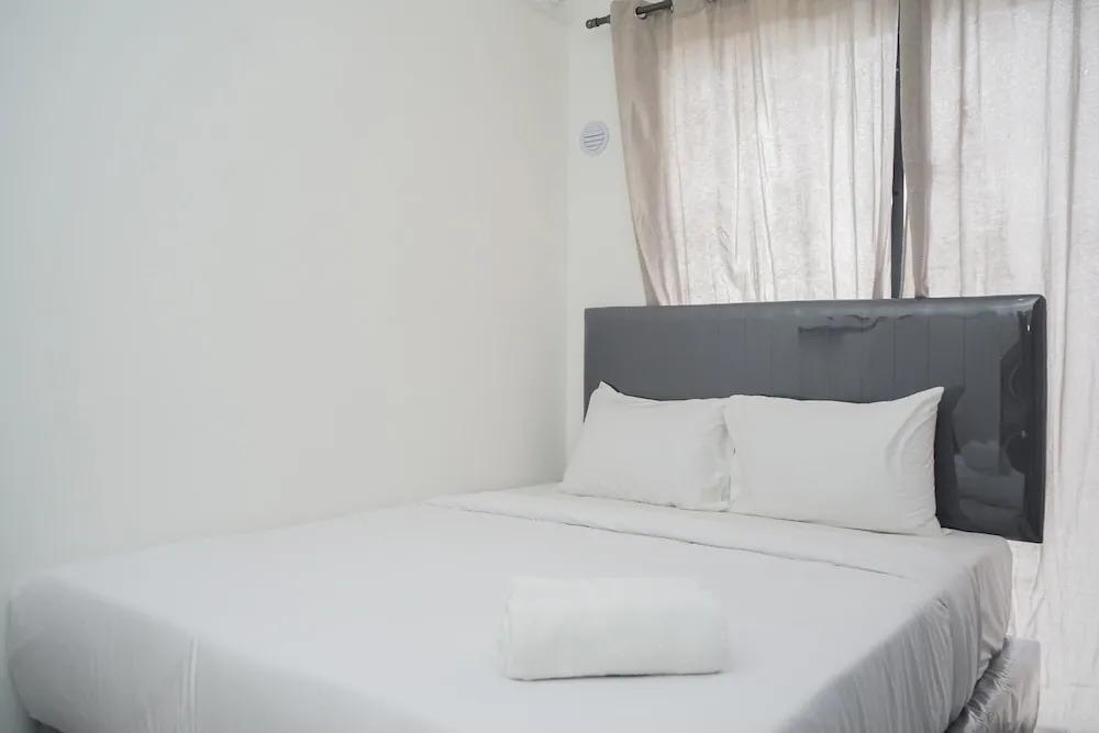 Legok: Fully Furnished With Tidy Design Studio At Sky House Bsd Apartment