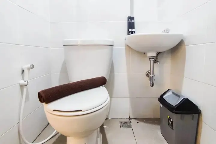 Семаранг: Comfort And Simply 1Br At The Alton Apartment