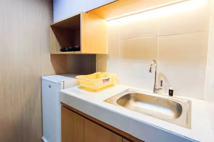 Семаранг: Comfort And Simply 1Br At The Alton Apartment