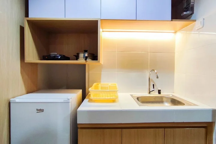 Семаранг: Comfort And Simply 1Br At The Alton Apartment