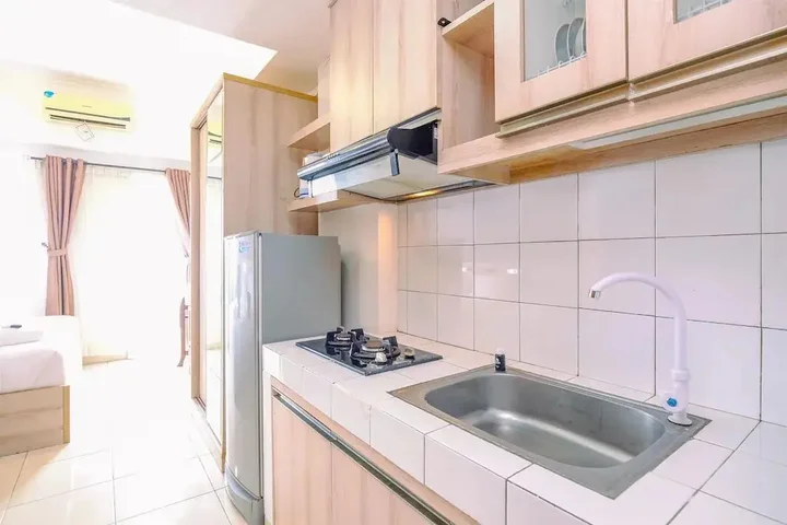 Депок: Simply Look Studio Room At Margonda Residence 2 Apartment