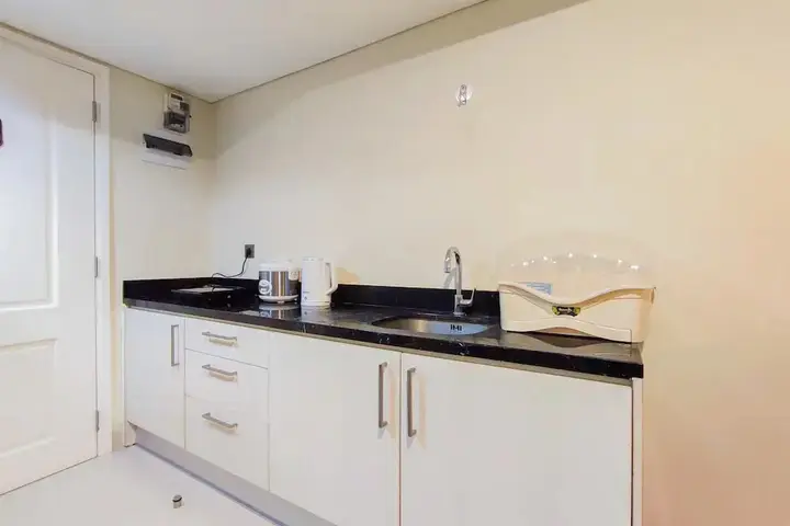 Семаранг: New And Nice 2Br At Marquis De Lafayette Apartment
