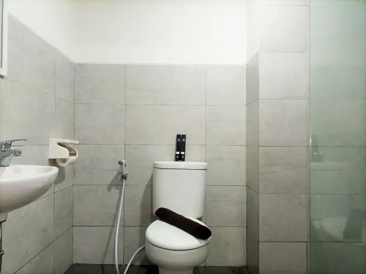Депок: Homey And Comfort Stay Studio At Green Park Yogyakarta Apartment
