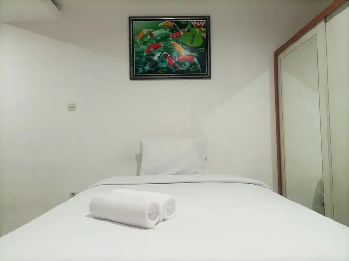 Депок: Homey And Comfort Stay Studio At Green Park Yogyakarta Apartment