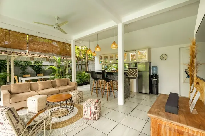 Кута: Villa Oceana 3BR By Azure- Pool, Netflix, Wifi, Parking