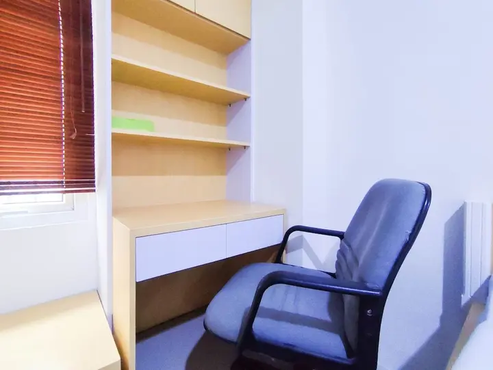 Семаранг: Cozy Studio At 9Th Floor Paltrow City Apartment