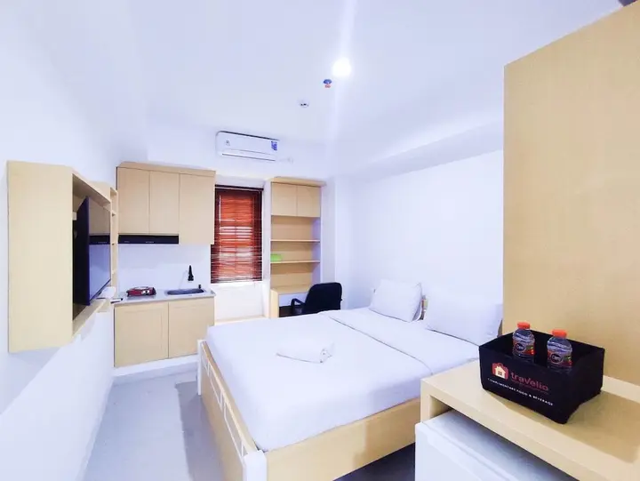 Семаранг: Cozy Studio At 9Th Floor Paltrow City Apartment
