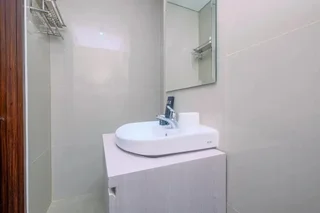 Депок: Good Deal Studio Apartment At Transpark Cibubur