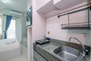 Депок: Good Deal Studio Apartment At Transpark Cibubur