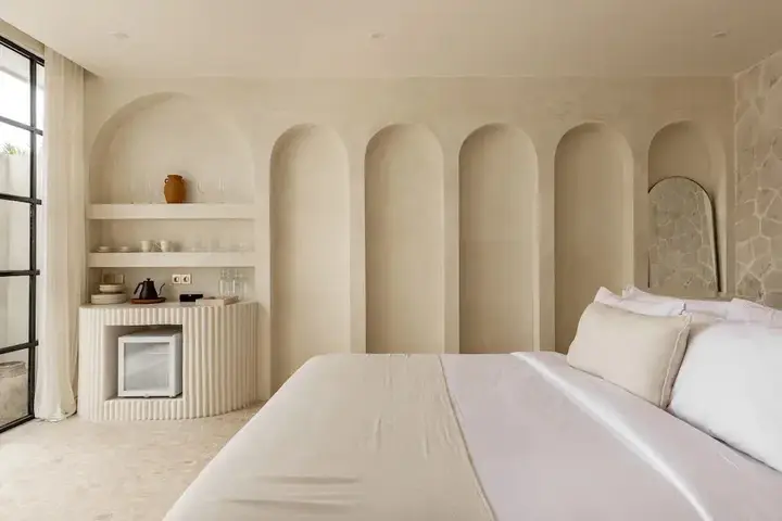 Luxe & Unique Honeymoon Bocami Suites- 2 by Azure — фото 4