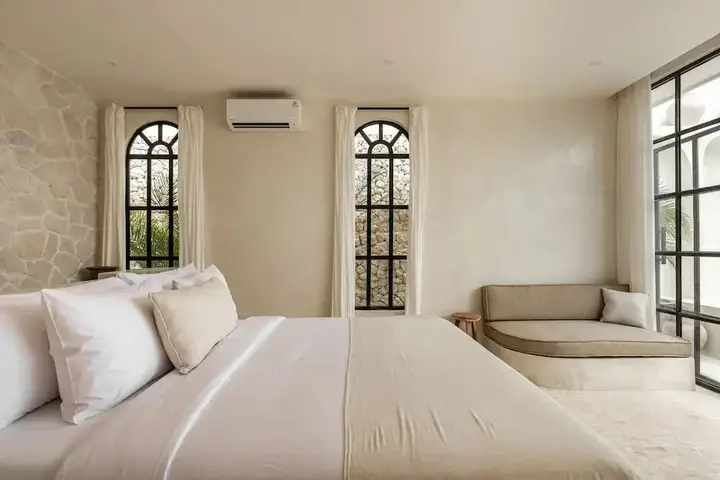 Luxe & Unique Honeymoon Bocami Suites- 2 by Azure — фото 2