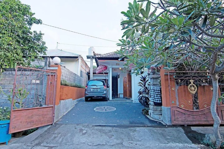 Каликбукбук: ZEN Rooms Matahari Lovina