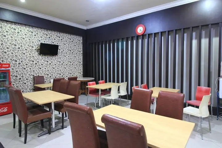 Пеканбару: Dharma Utama Hotel
