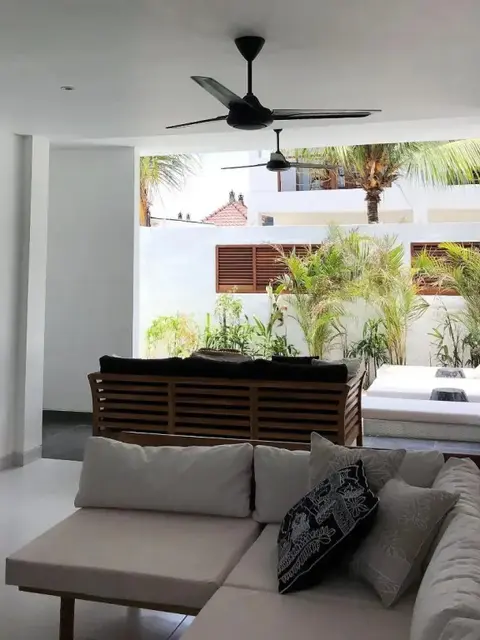 Лембонган-Айленд: Ohana's Beachfront Resort & Beach Club