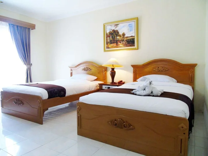 Маланг: Tretes Raya Hotel & Resort