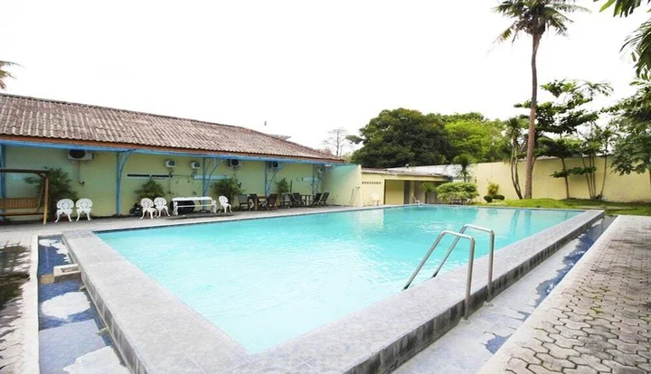 Депок: Sriwedari Resort & Business Center Yogyakarta