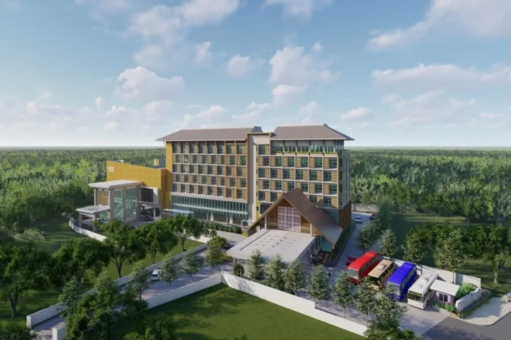 Батуретно: Hotel Santika Gunungkidul