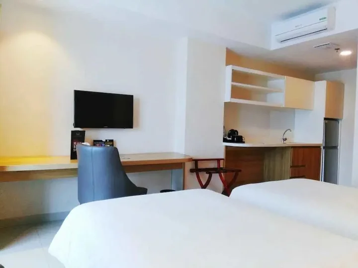 Петумбак: Wing Hotel Kualanamu Airport