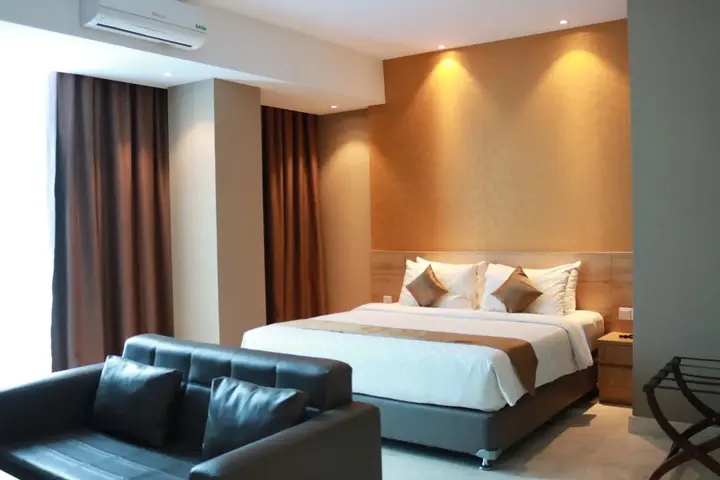 Петумбак: Wing Hotel Kualanamu Airport