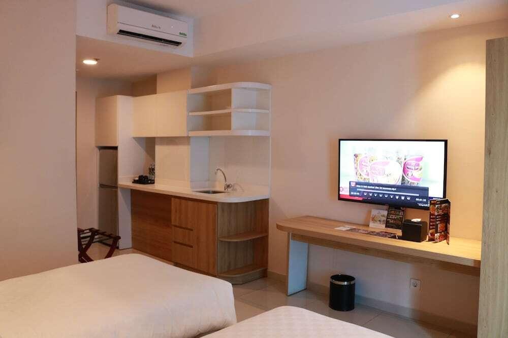 Петумбак: Wing Hotel Kualanamu Airport