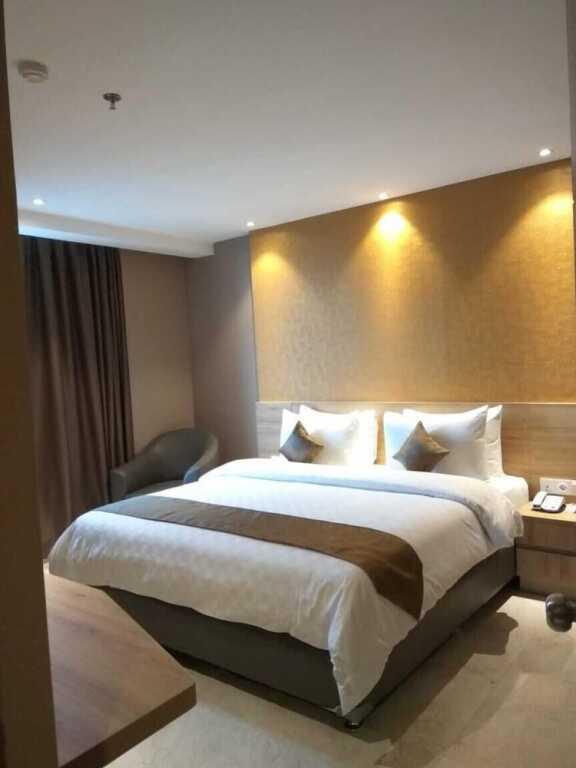 Петумбак: Wing Hotel Kualanamu Airport
