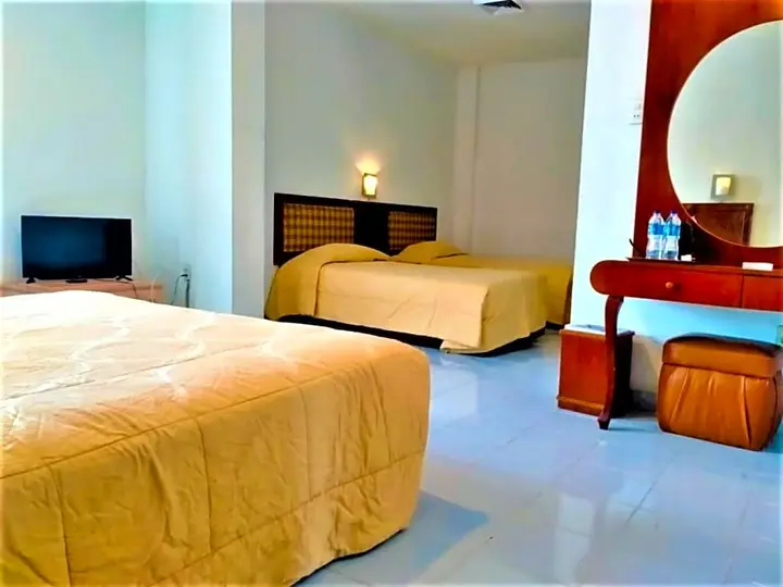 Сиболга: RR Wisata Indah Hotel