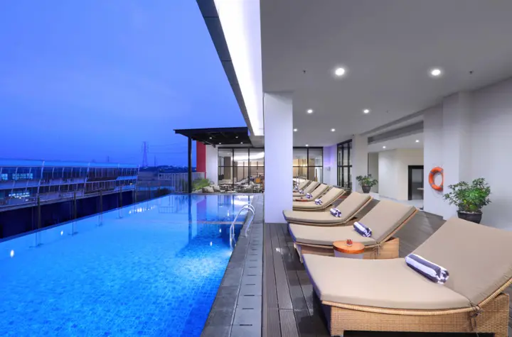 Сибату: Отель Quest Hotel Cikarang