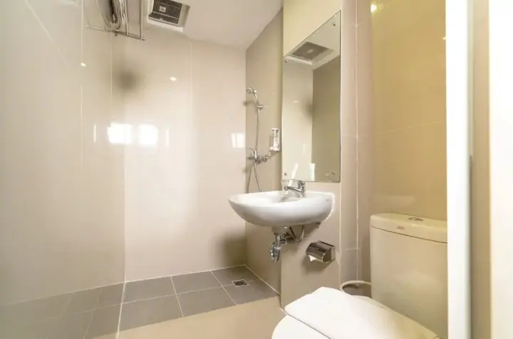 Петумбак: Crew Express Hotel