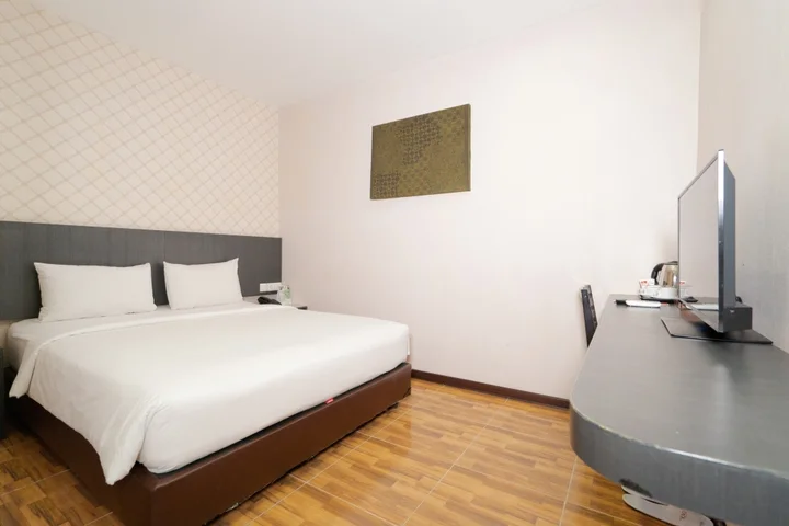 Петумбак: Crew Express Hotel
