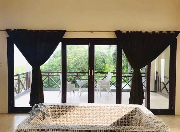 Матарам: Imaj Private Villas