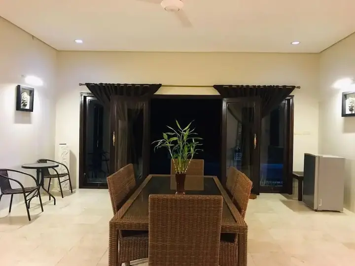 Матарам: Imaj Private Villas