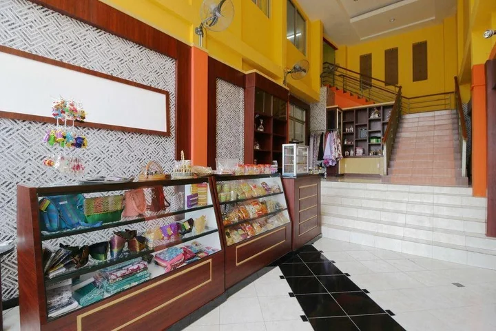 Пеканбару: Sri Indrayani Pekanbaru