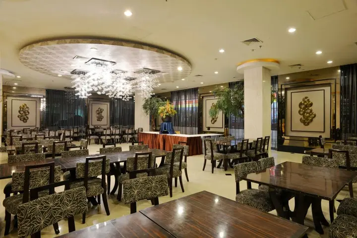 Тангеранг: Great Western Resort Hotel