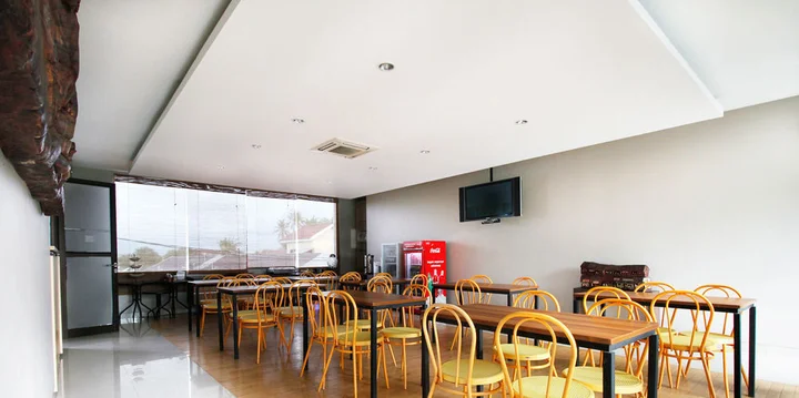 Тангеранг: Airy Bandara Soekarno-Hatta Suryadarma Tangerang