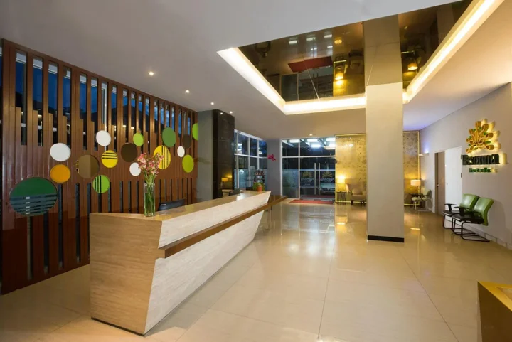 Тегал: KHAS Tegal Hotel