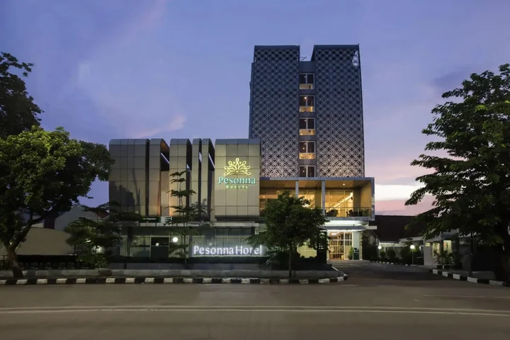 Тегал: KHAS Tegal Hotel