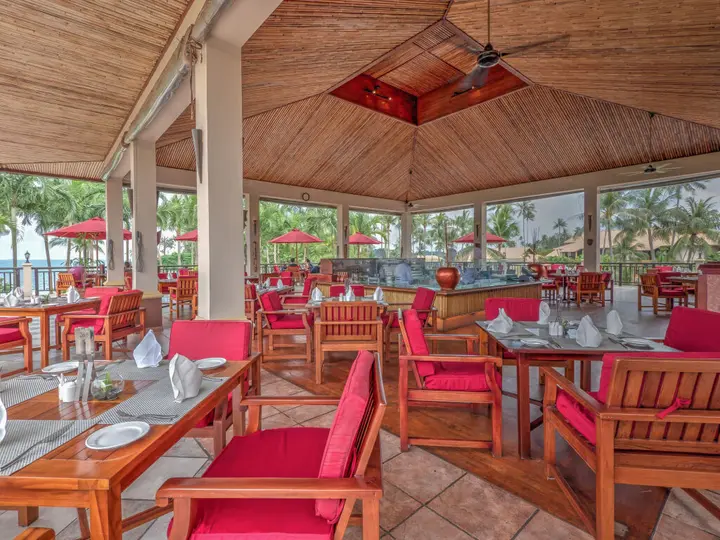Остров Пеньенгат: Nirwana Gardens Resort - Banyu Biru Villas