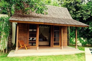 Керобокан: Antara Villa