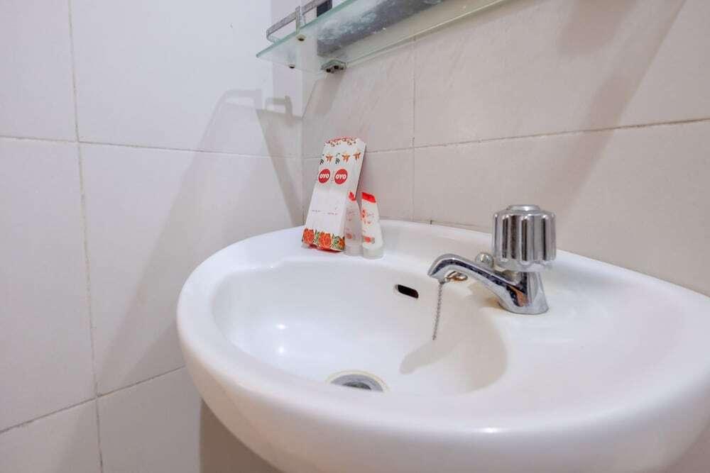 Сенджиги: OYO 1508 Mascot Beach Hotel